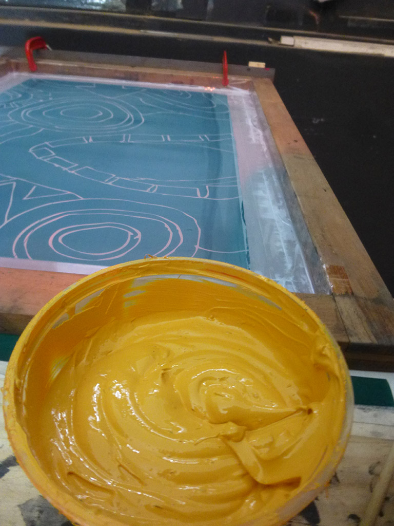 Sérigraphie pour imprimé de tissus de tapissier de fauteuil.