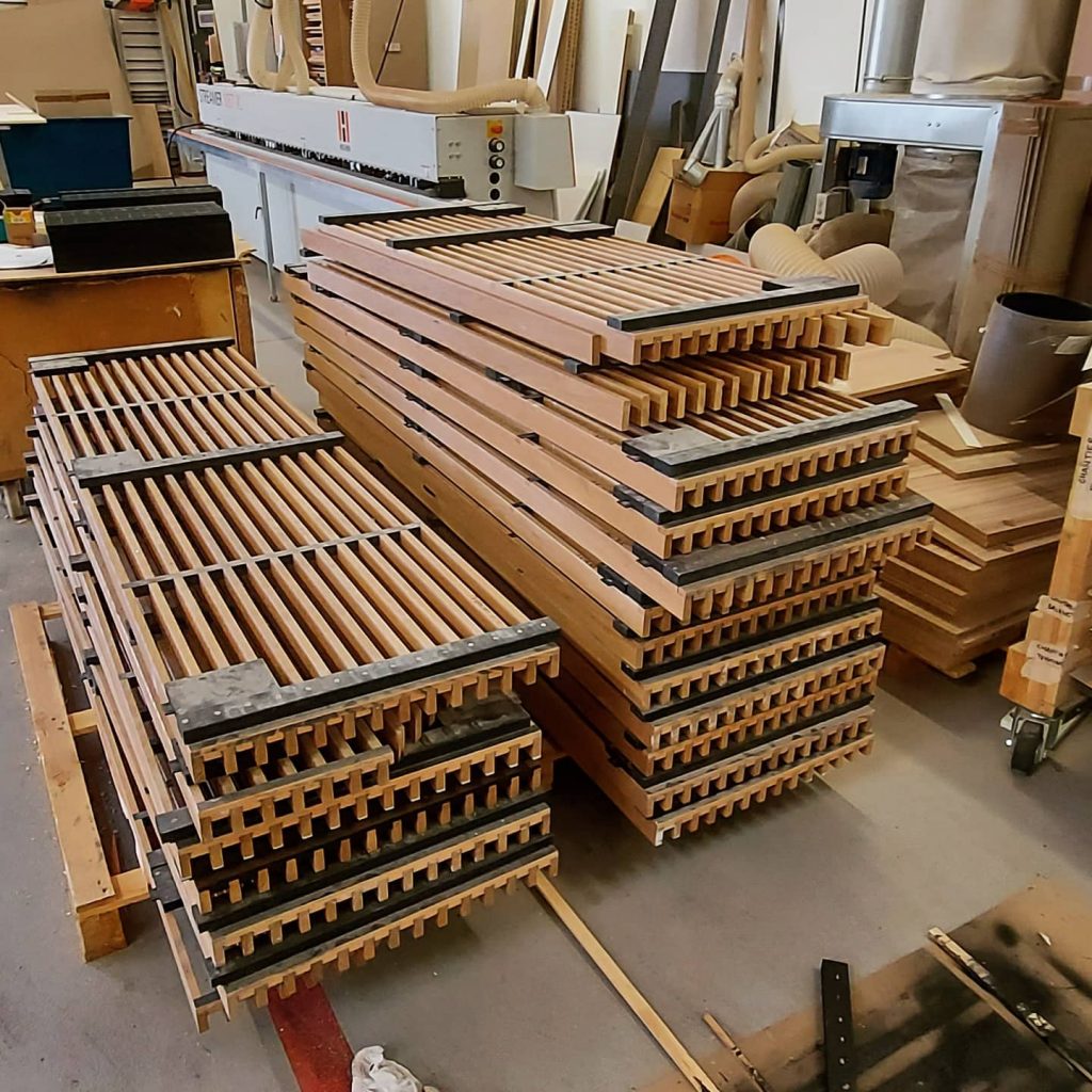 Modification de trappes d'accès.