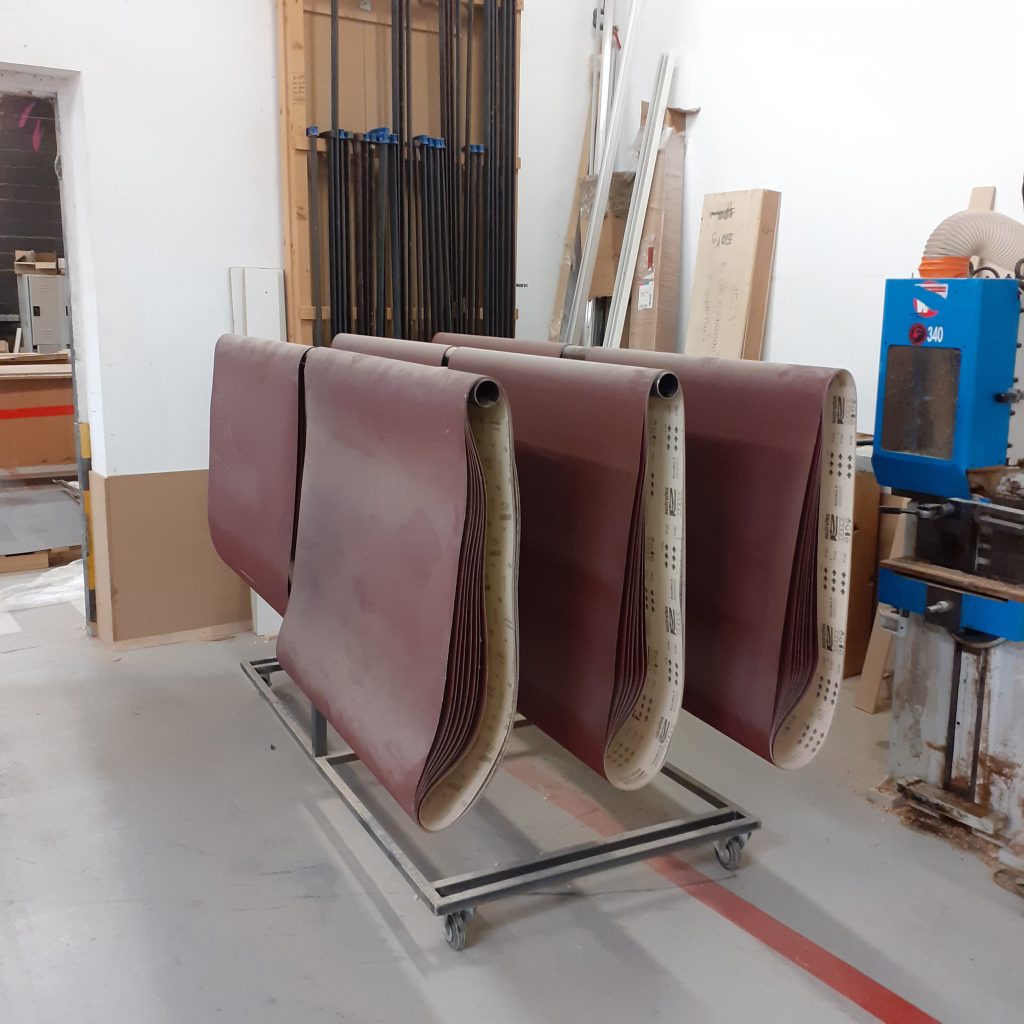 Bandes calibreuse atelier.