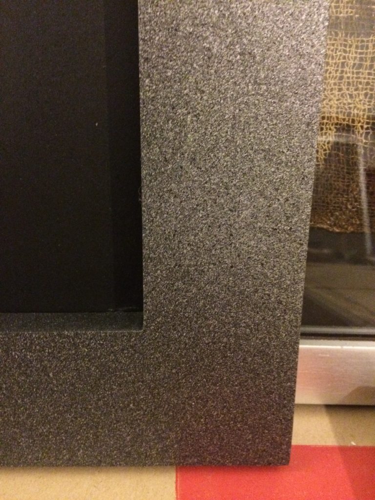 Création d'une finition type granit cadre peint.